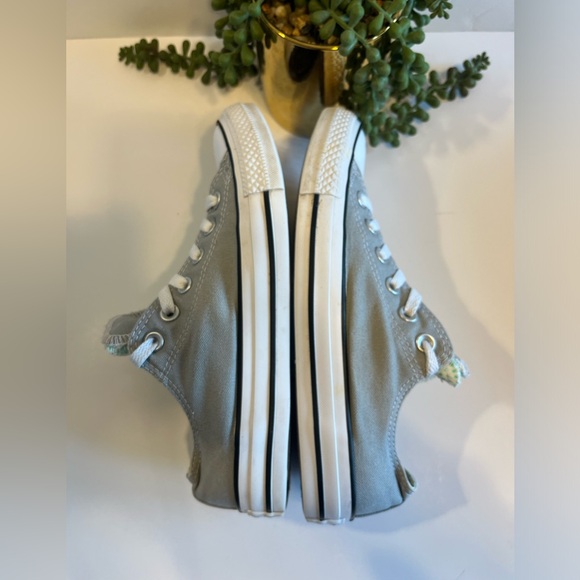 Converse CTAS Women’s Gray Double Tongue Low Top Sneakers size 8. - Picture 7 of 9